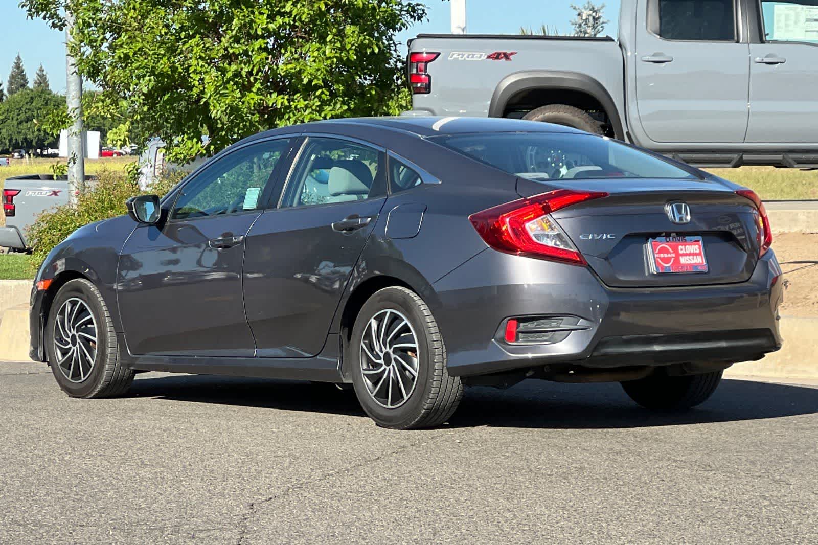 Thumbnail: 2016 Honda Civic - 7