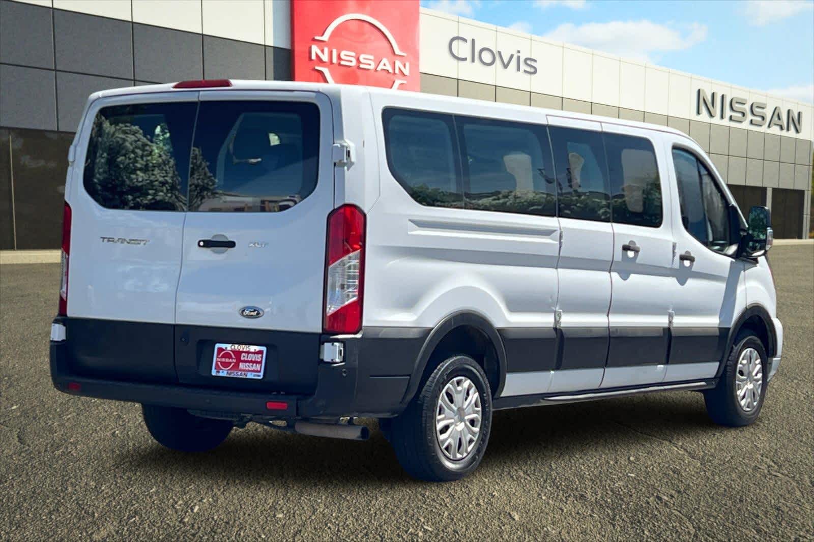 2021 Ford Econoline E-350 3