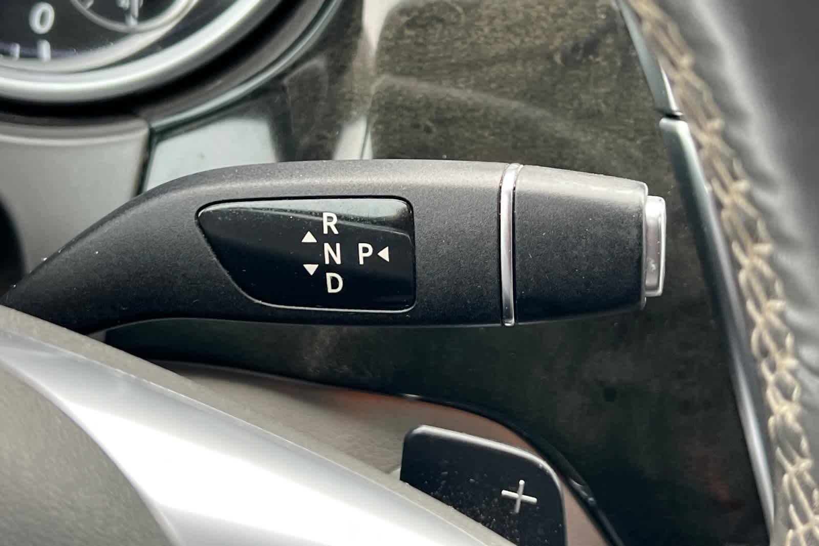 Thumbnail: 2016 Mercedes-Benz GL-Class - 30