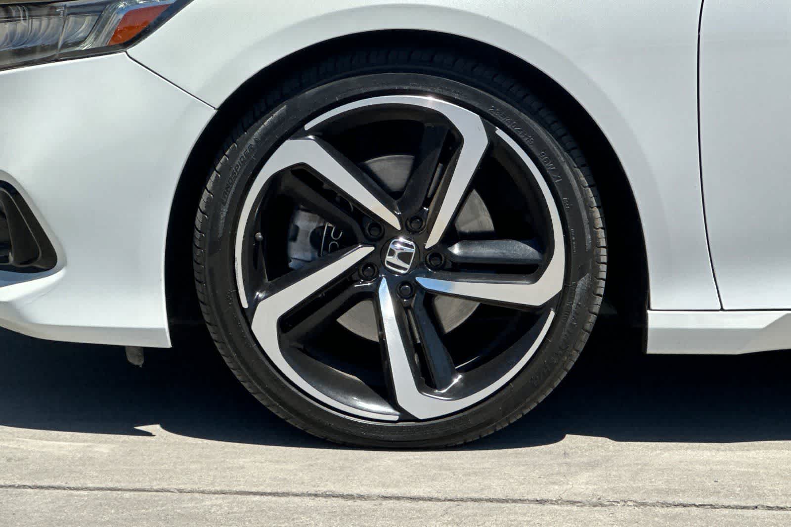Thumbnail: 2022 Honda Accord - 12