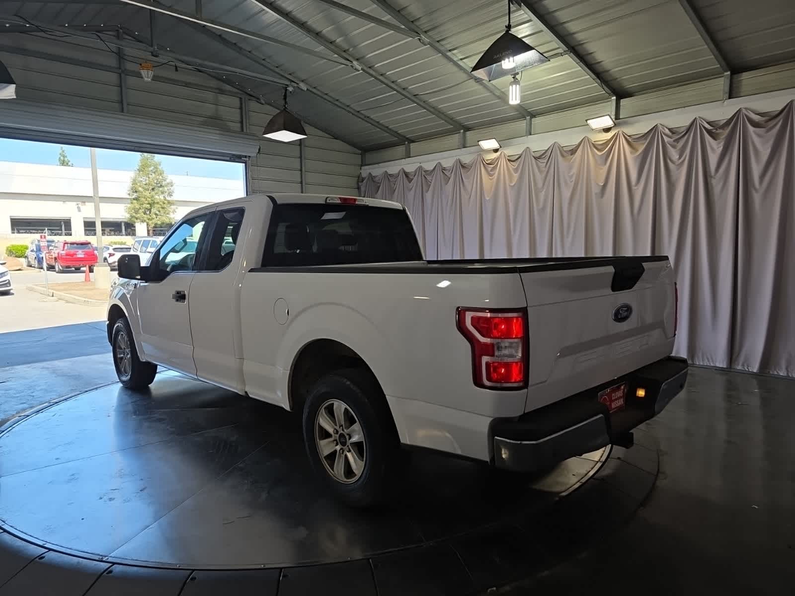 Thumbnail: 2019 Ford F-150 - 7