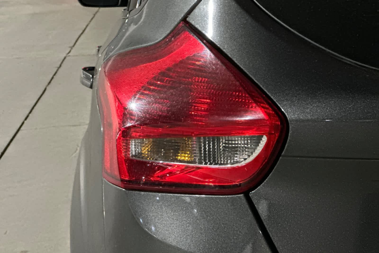 Thumbnail: 2017 Ford Focus - 31