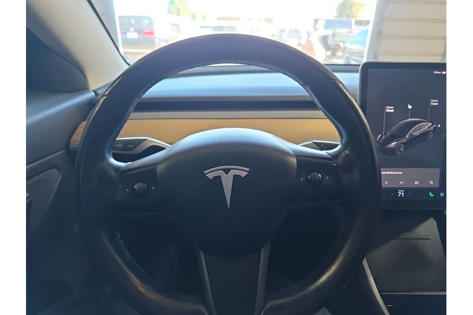 Thumbnail: 2018 Tesla Model 3 - 24