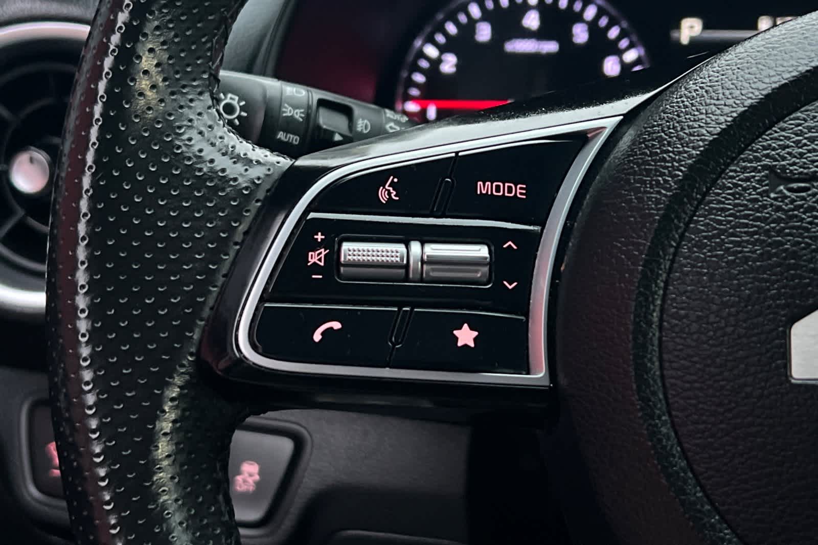 Thumbnail: 2023 Kia Forte - 30