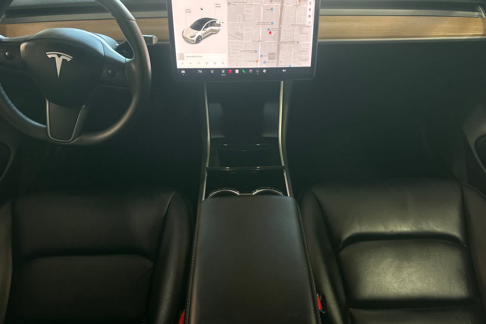 Thumbnail: 2020 Tesla Model 3 - 4