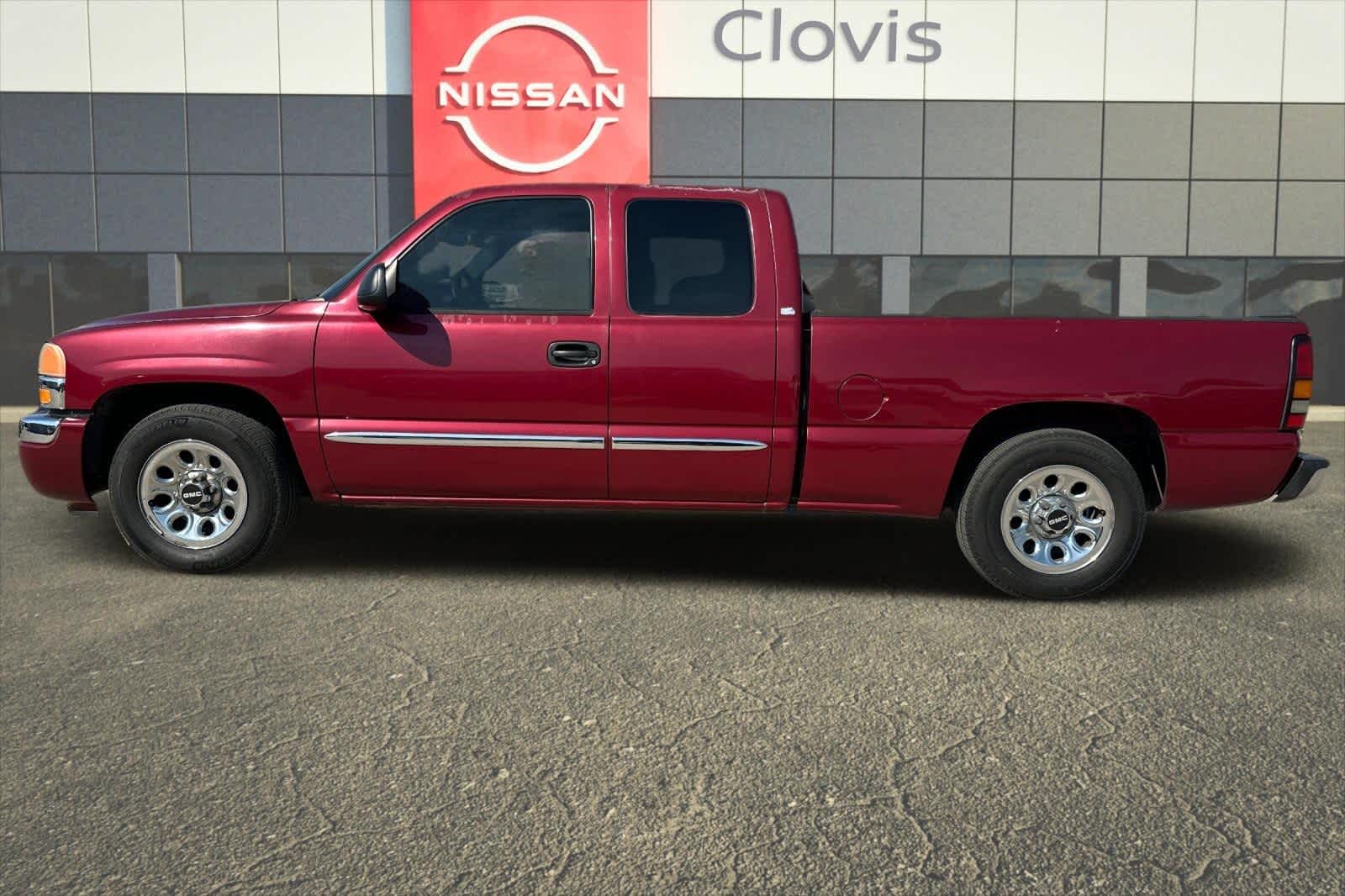 Thumbnail: 2005 GMC Sierra 1500 - 6