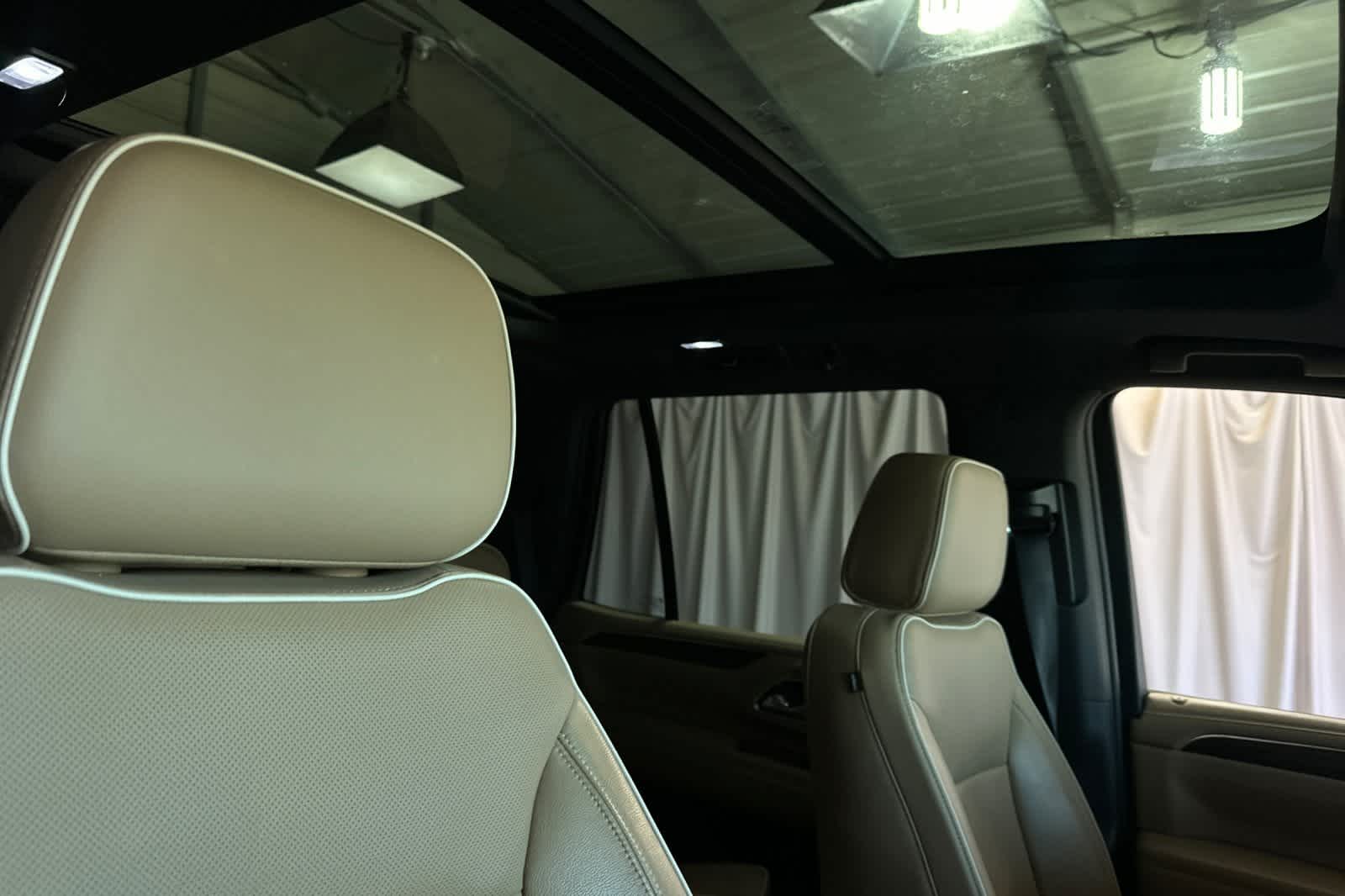 Thumbnail: 2021 Chevrolet Tahoe - 20