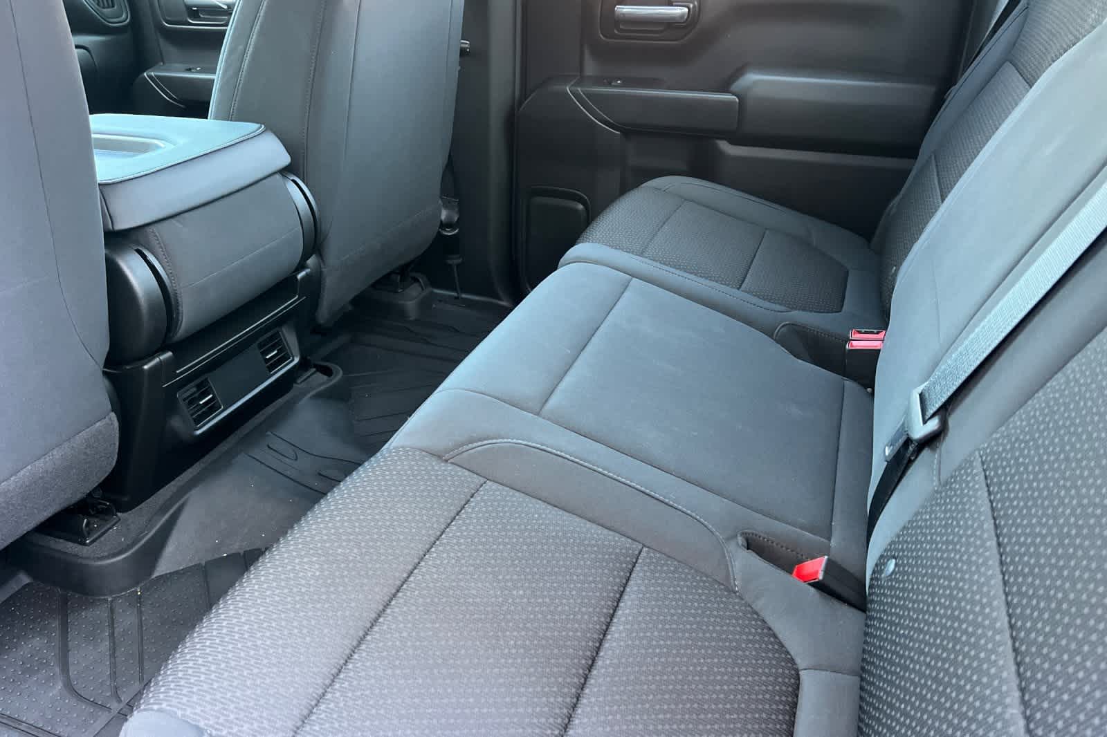 Thumbnail: 2021 Chevrolet Silverado 1500 - 5