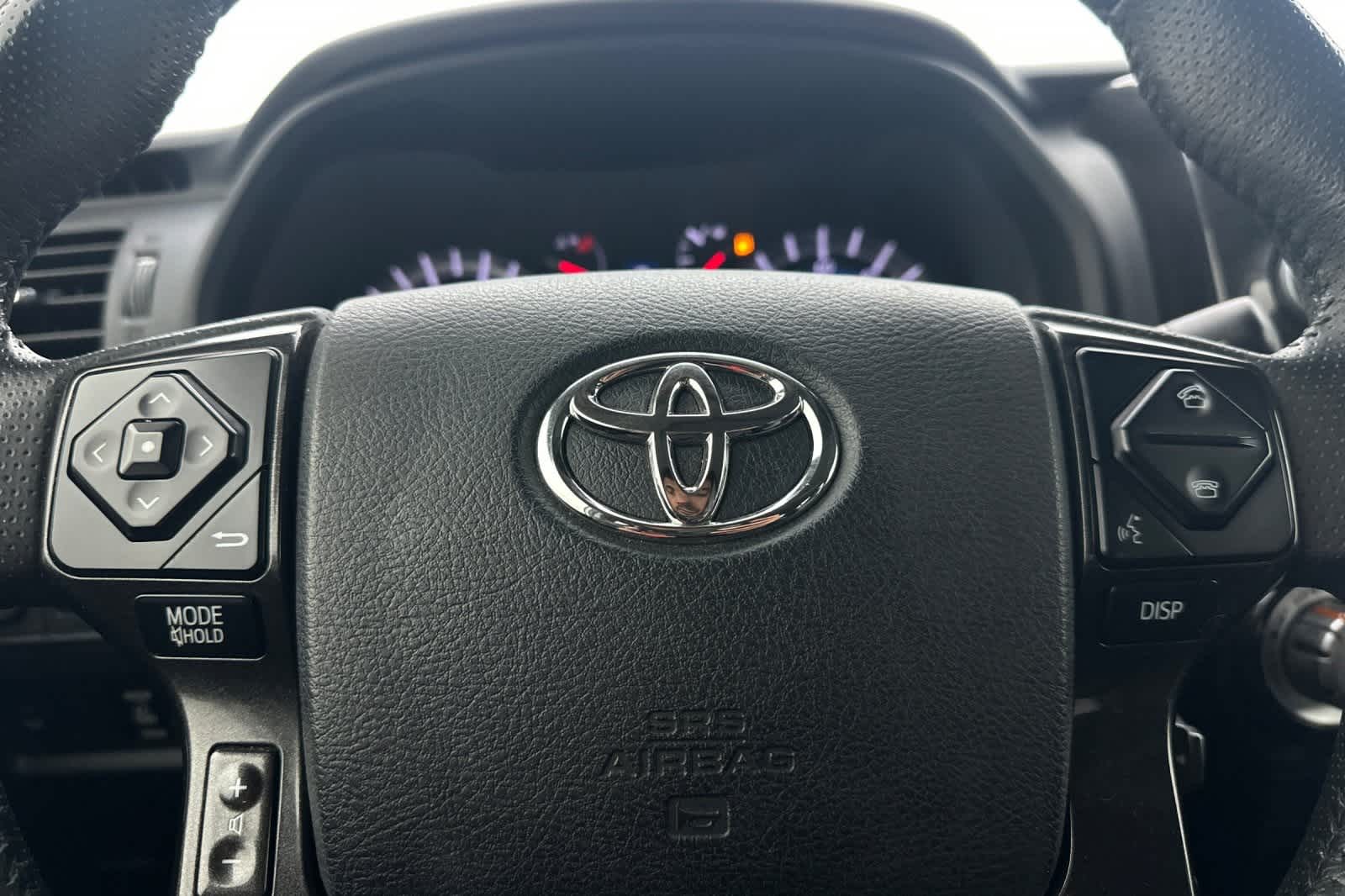 Thumbnail: 2019 Toyota 4Runner - 25