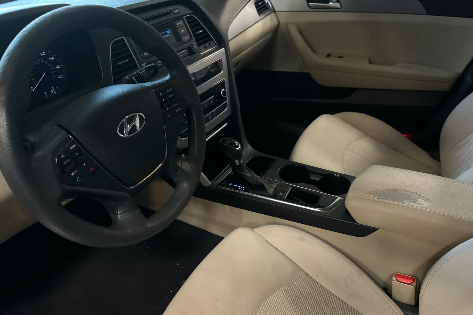 Thumbnail: 2015 Hyundai Sonata - 14