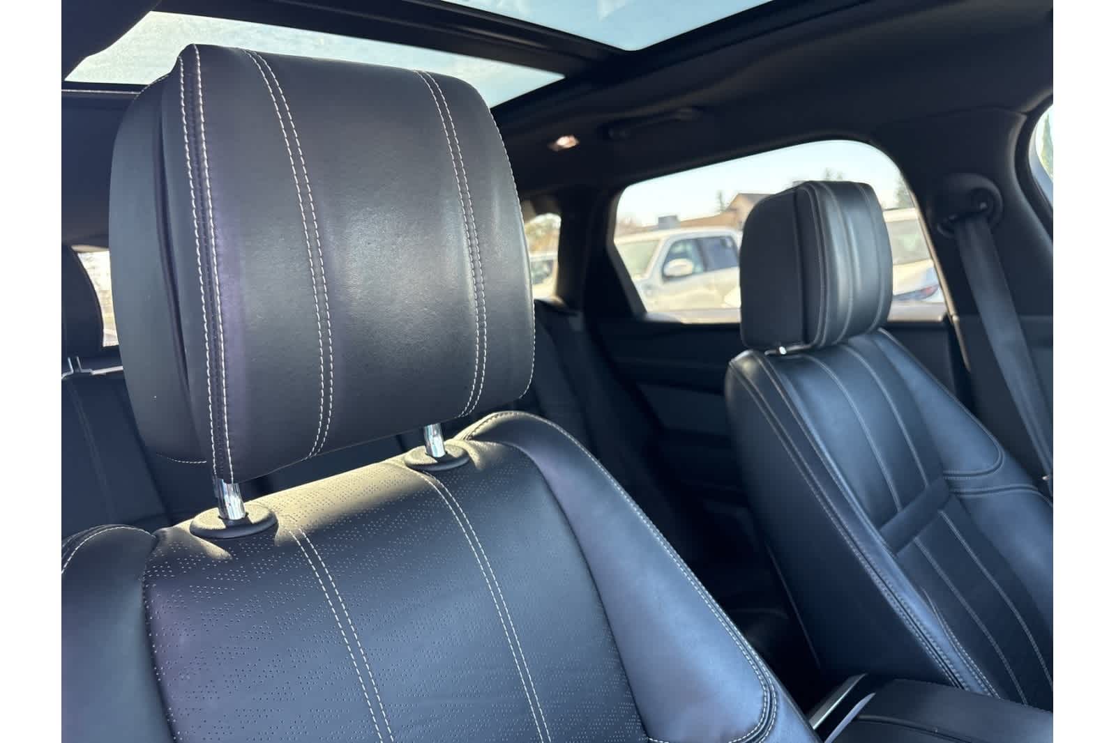 Thumbnail: 2019 Land Rover Range Rover Velar - 15