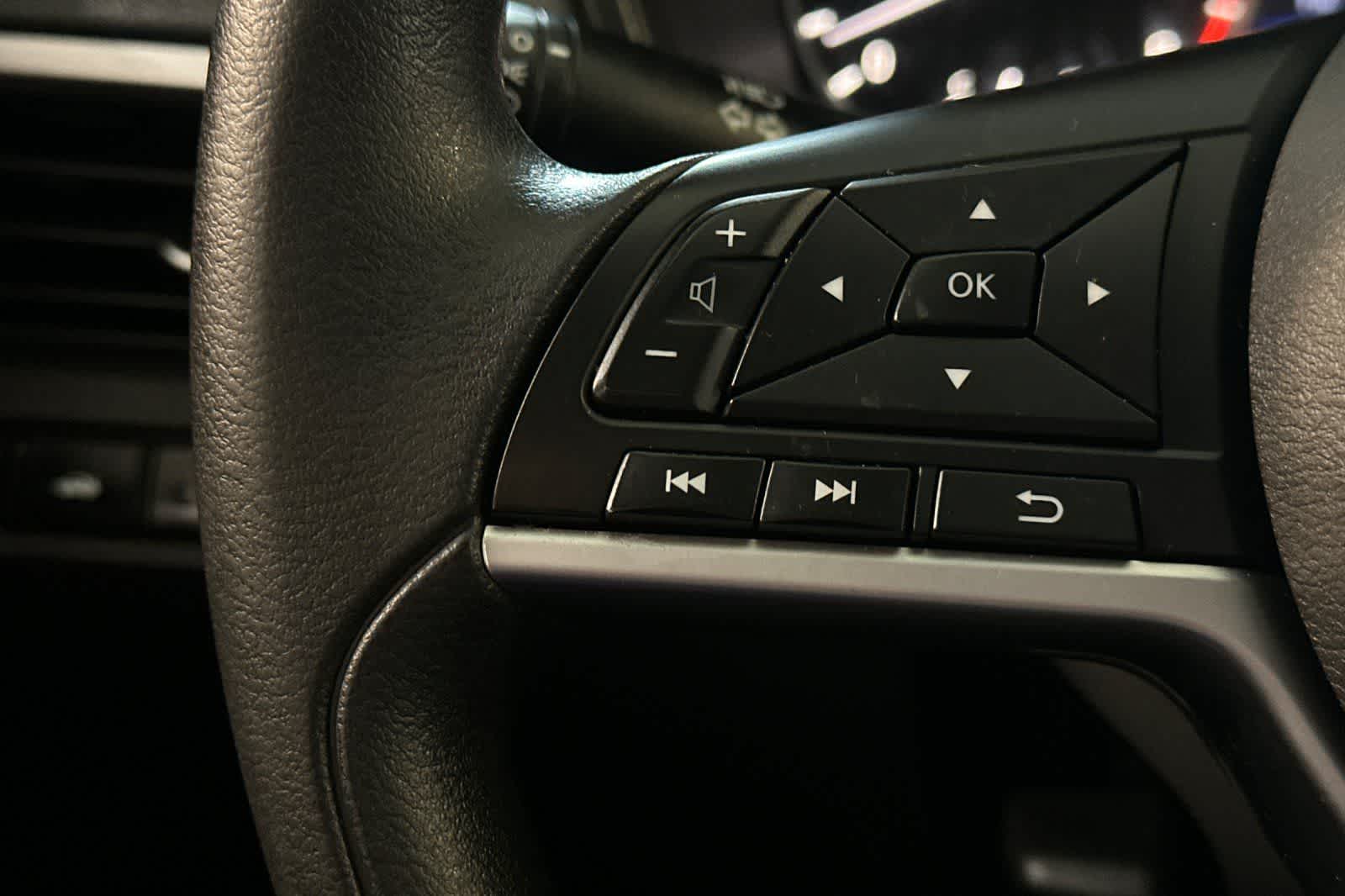 Thumbnail: 2019 Nissan Altima - 29