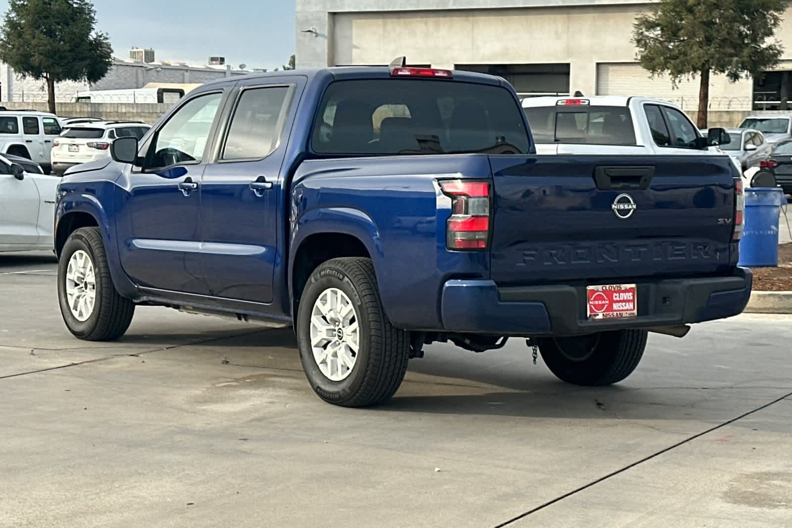 Thumbnail: 2022 Nissan Frontier - 7