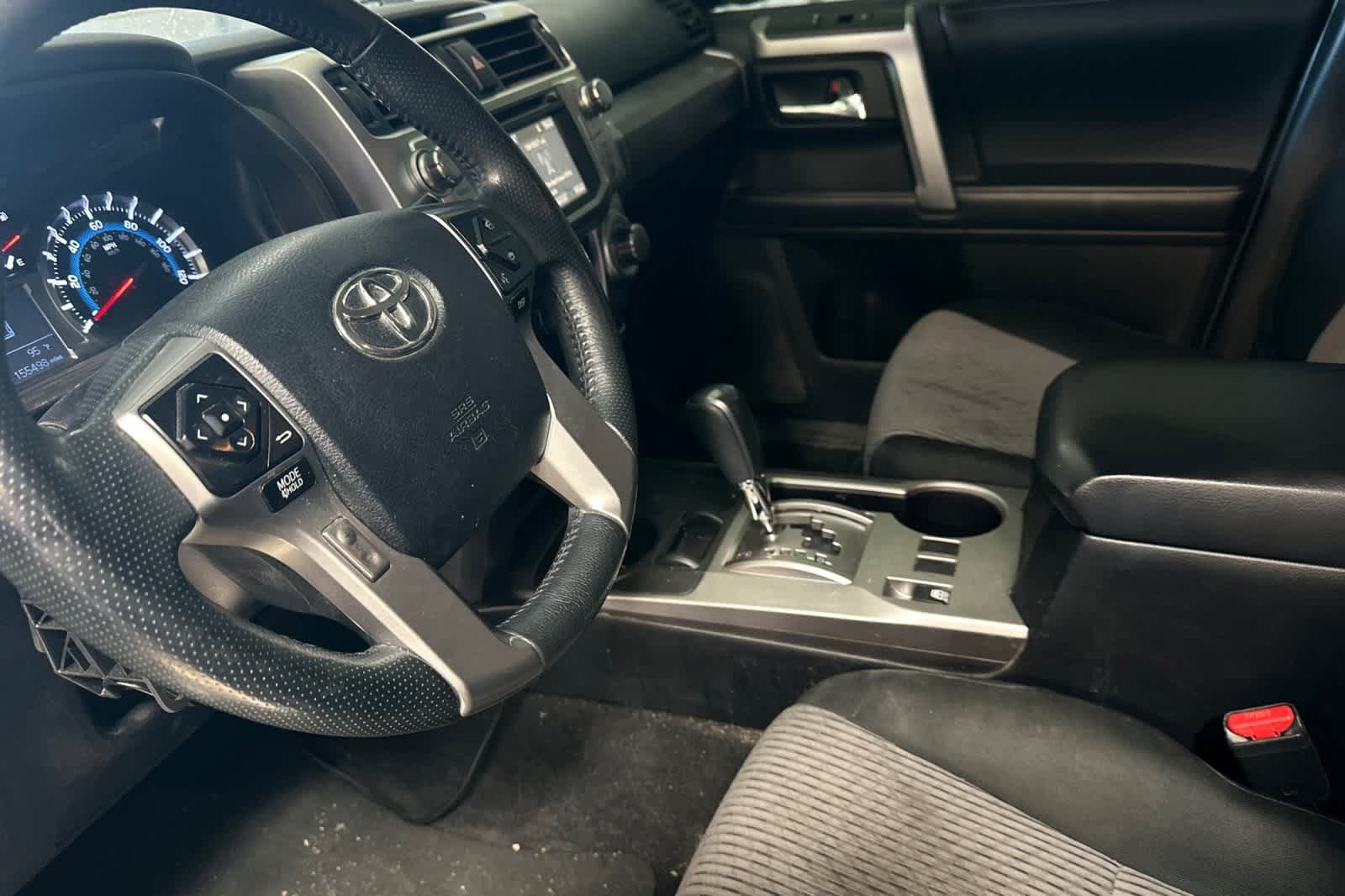 Thumbnail: 2017 Toyota 4Runner - 14