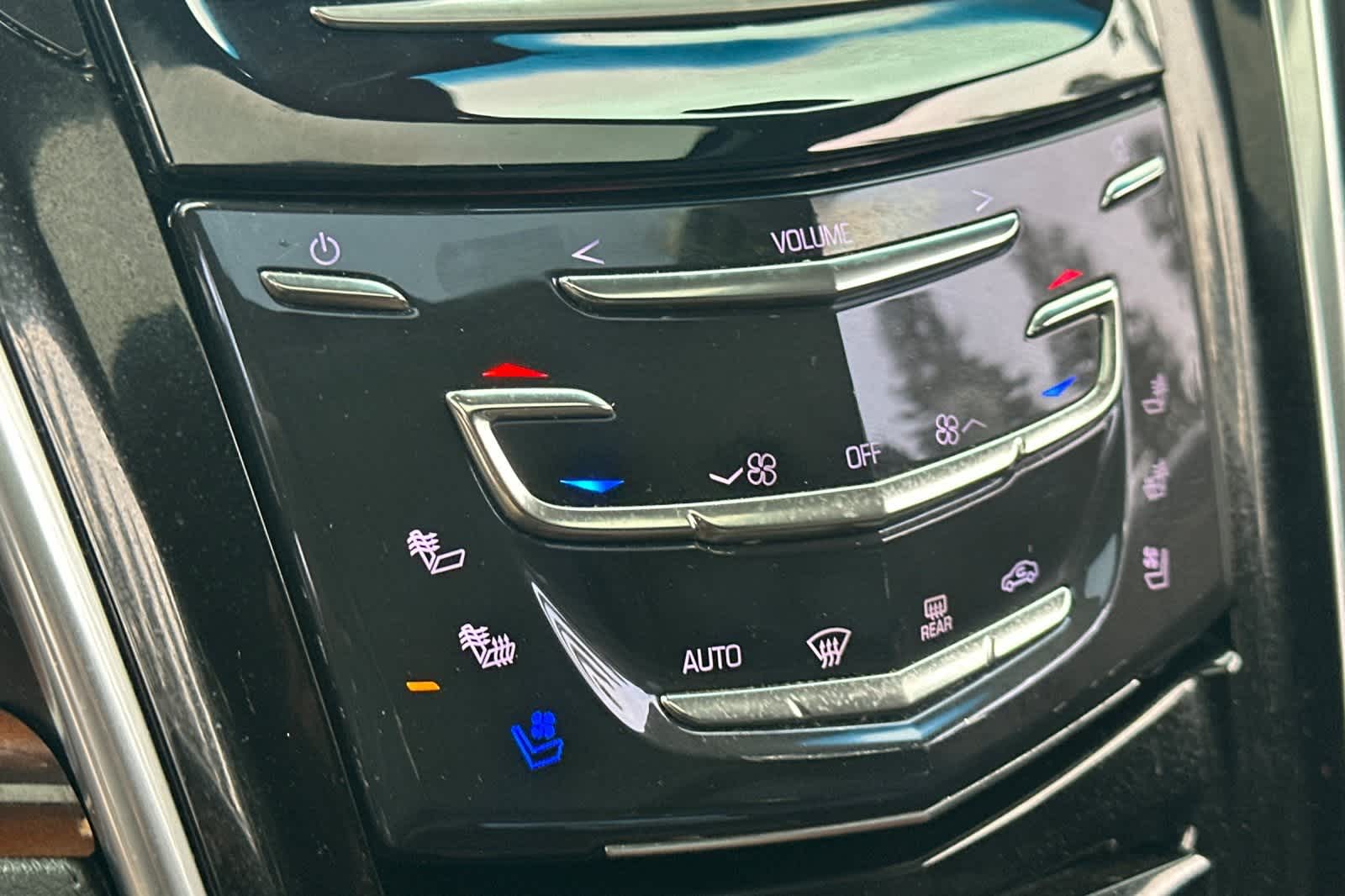 Thumbnail: 2018 Cadillac Escalade - 25