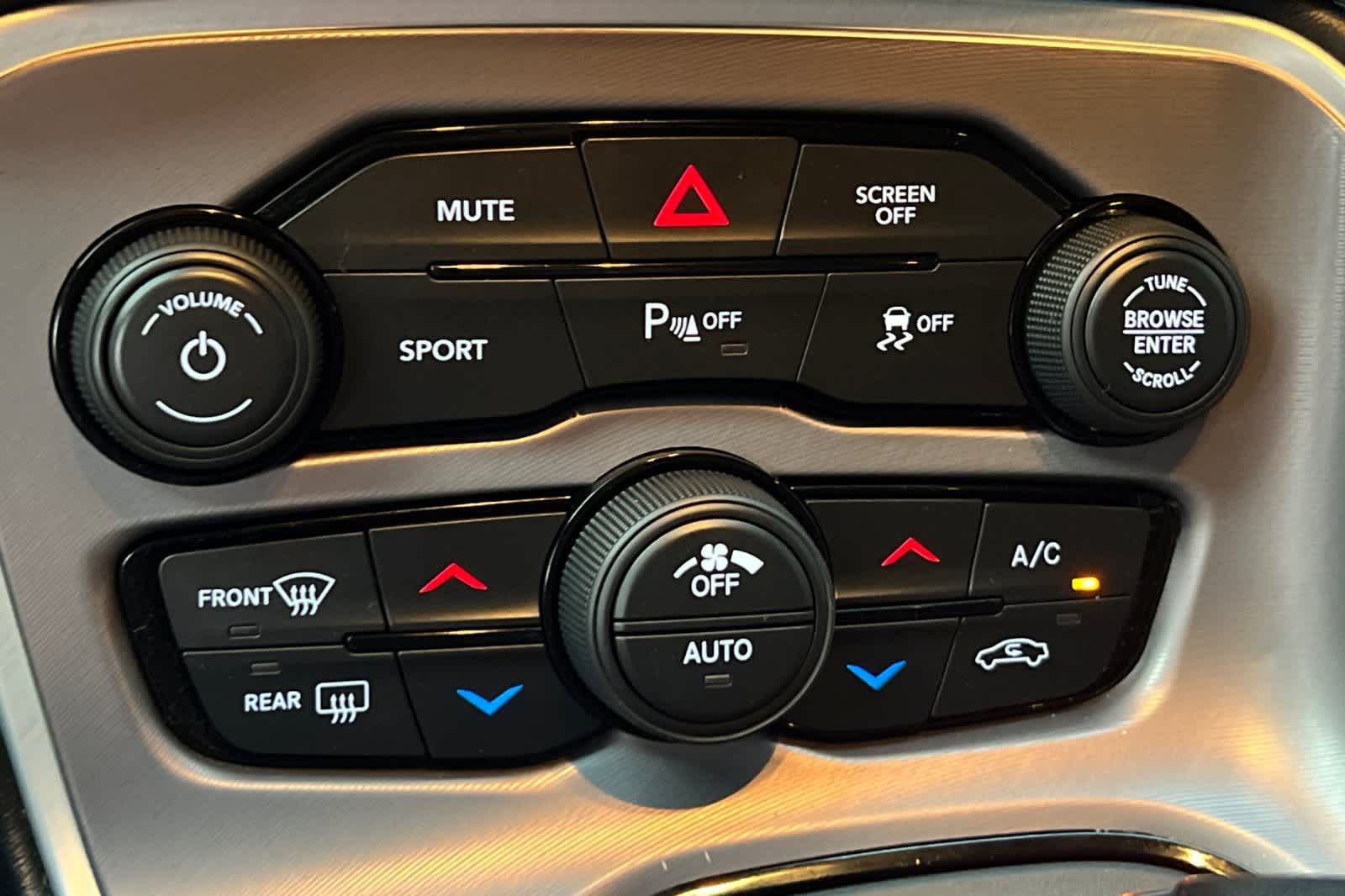 Thumbnail: 2022 Dodge Challenger - 20