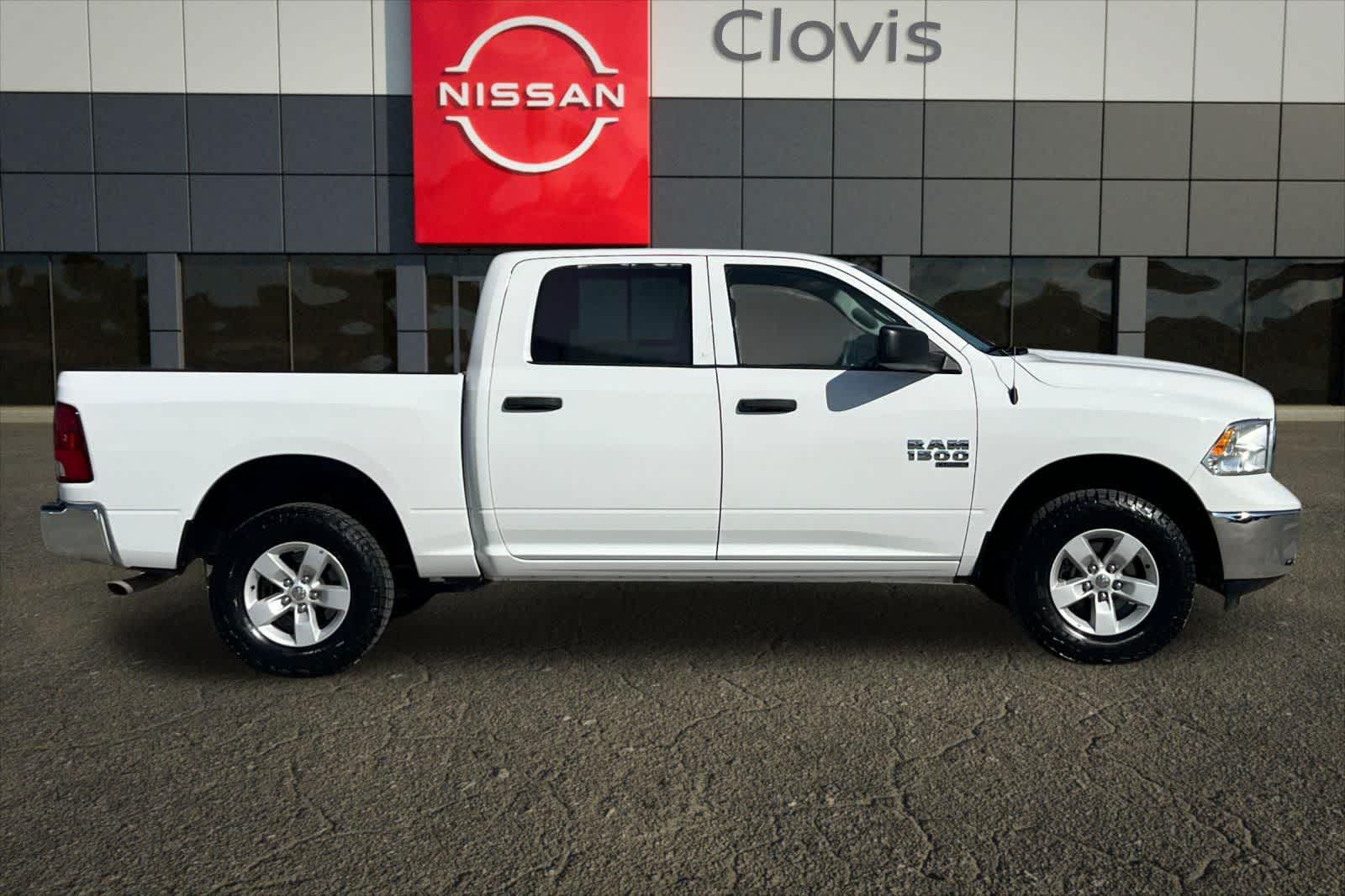 Thumbnail: 2023 RAM 1500 Classic - 9