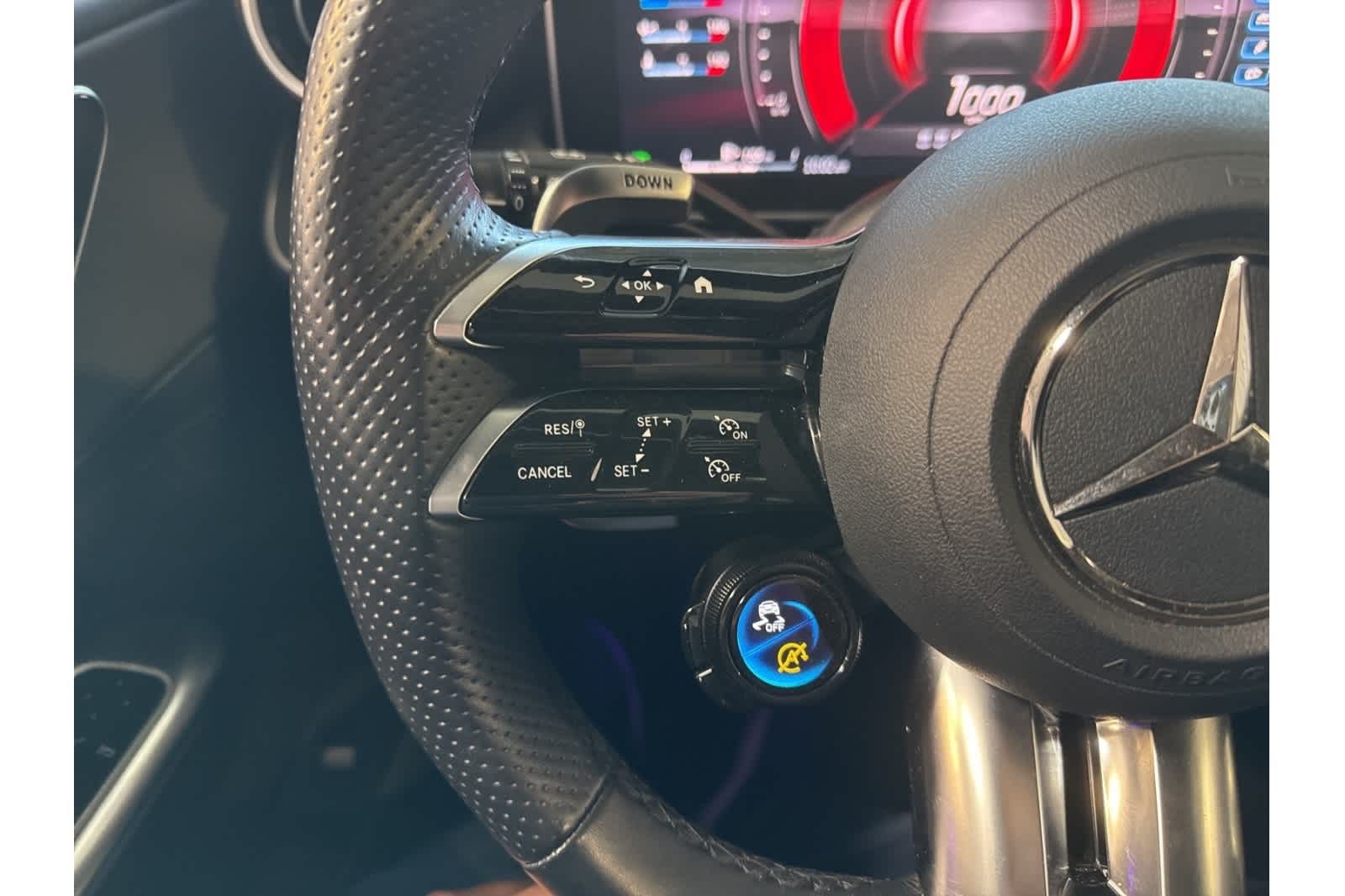 Thumbnail: 2025 Mercedes-Benz GLC - 23