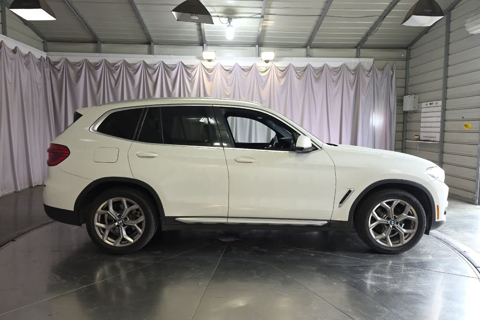 Thumbnail: 2020 BMW X3 - 9