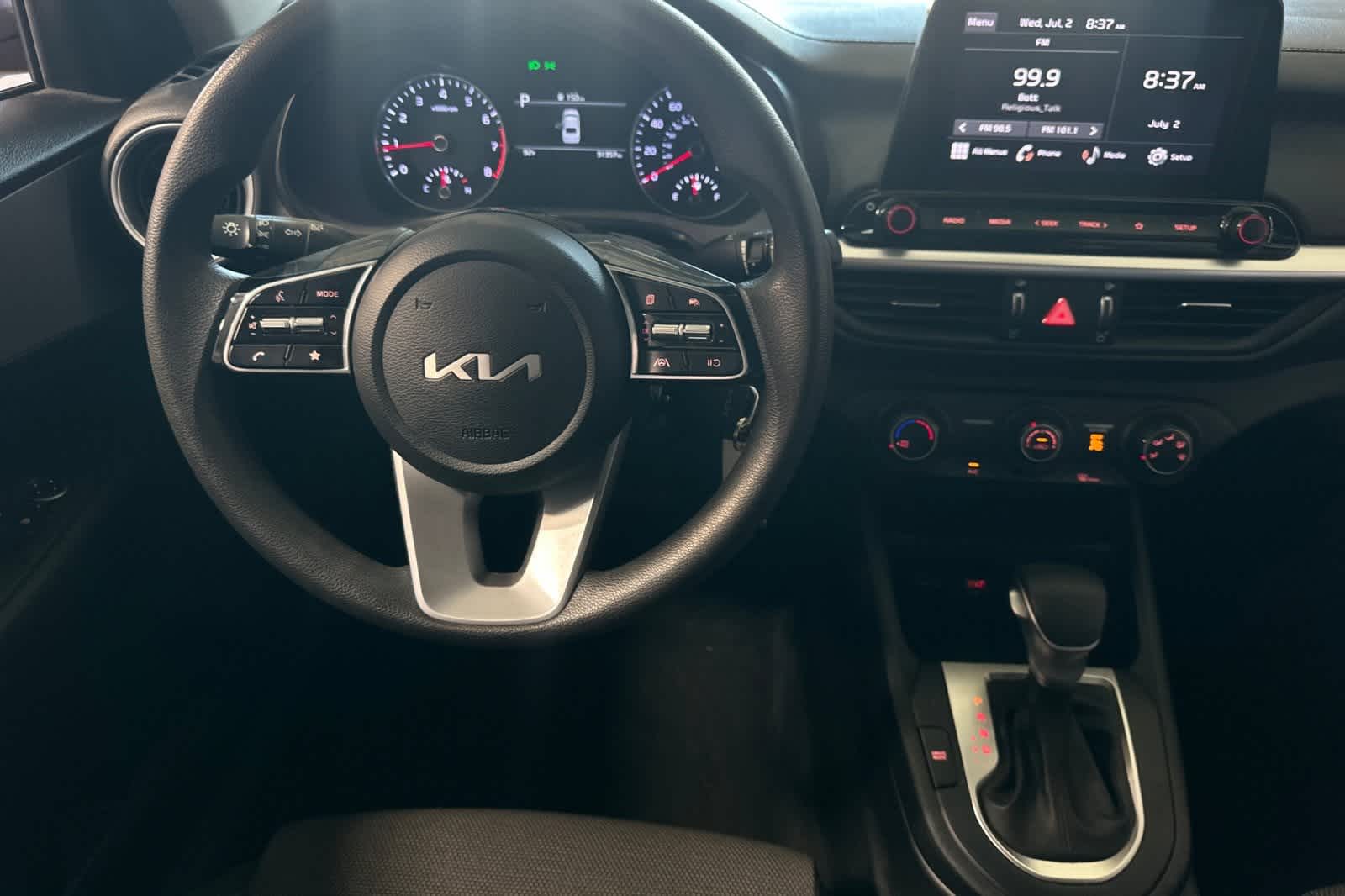 Thumbnail: 2023 Kia Forte - 17