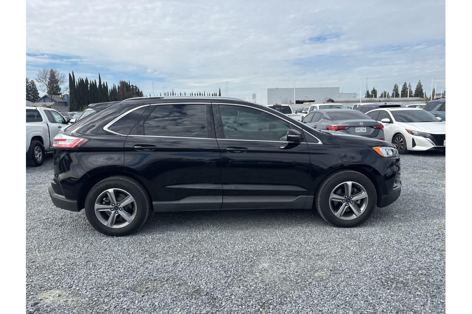 Thumbnail: 2020 Ford Edge - 9