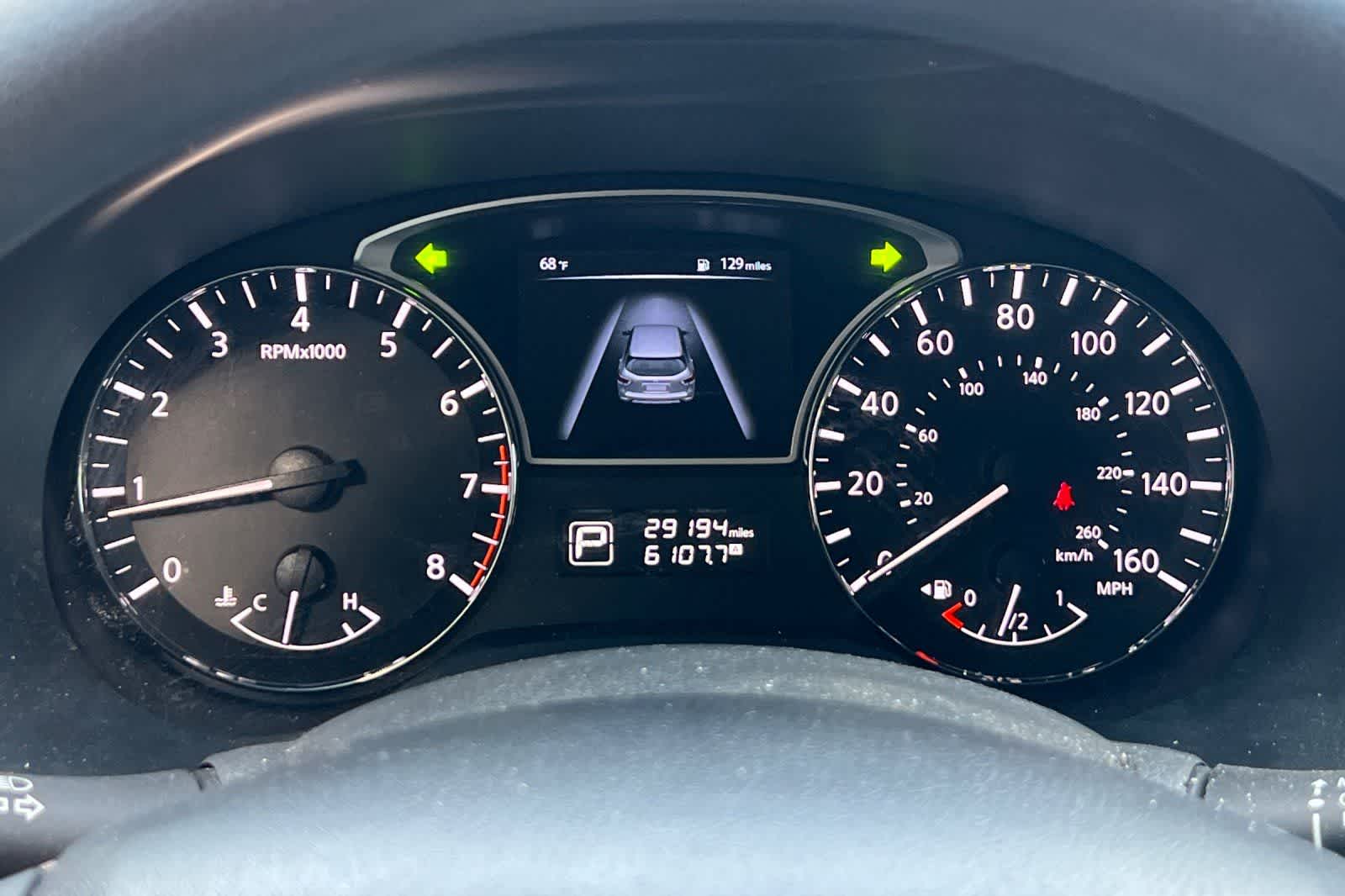 Thumbnail: 2015 Nissan Pathfinder - 26