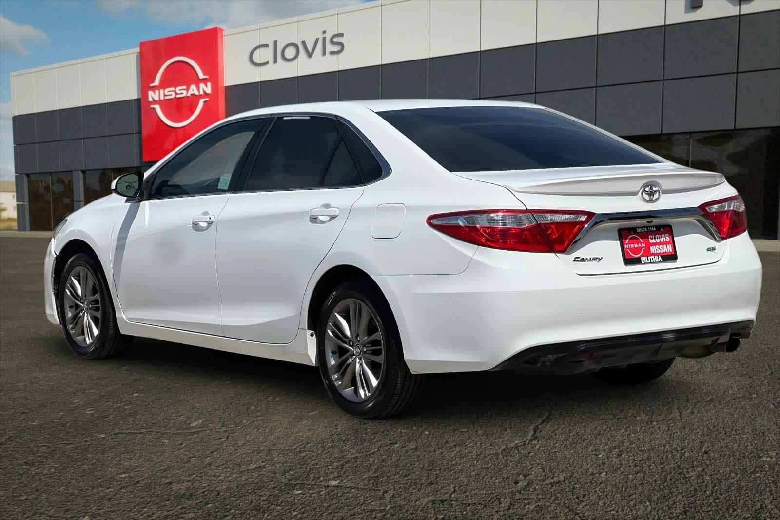 Thumbnail: 2015 Toyota Camry - 7