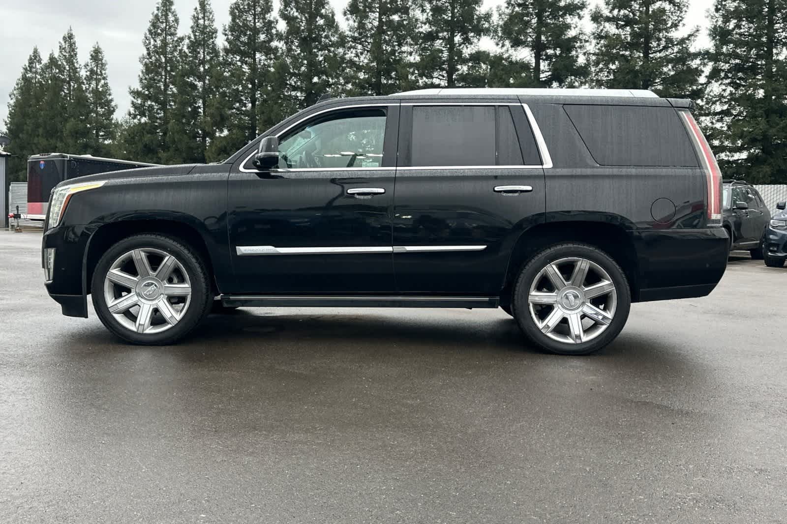 Thumbnail: 2018 Cadillac Escalade - 6