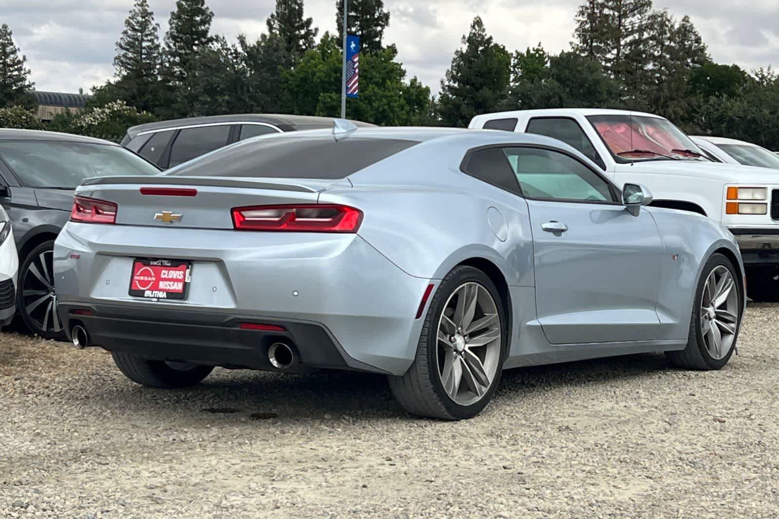 Thumbnail: 2017 Chevrolet Camaro - 3
