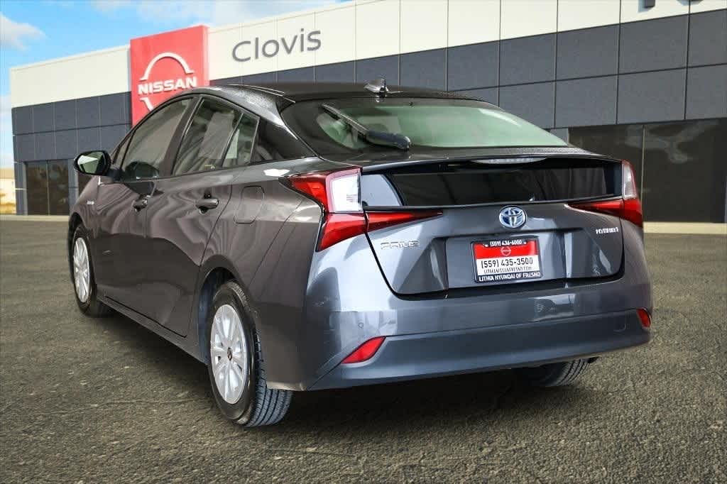 2022 Toyota Prius L Eco 3