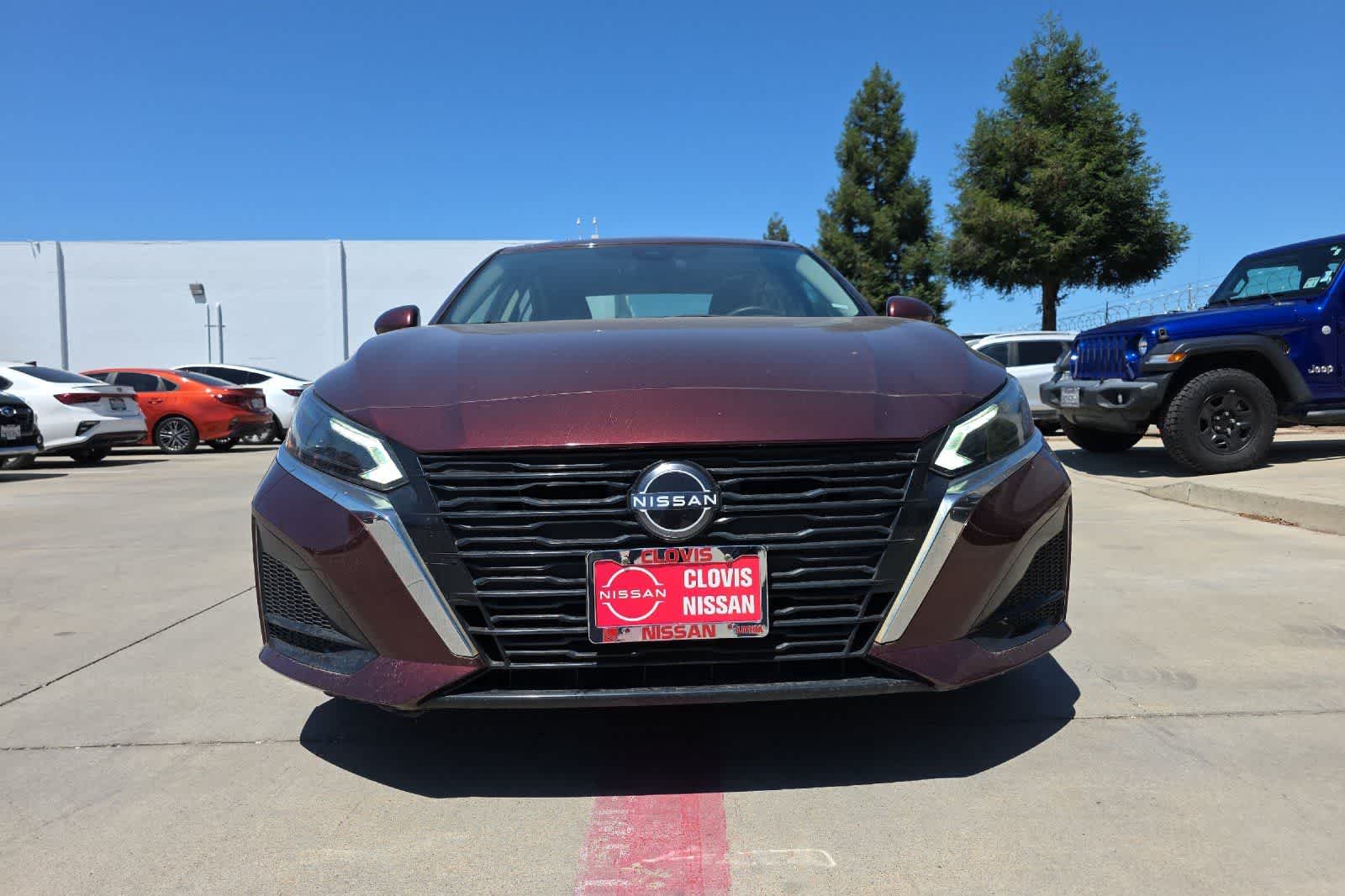 Thumbnail: 2023 Nissan Altima - 11