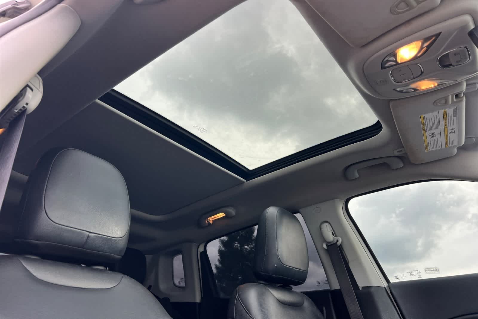 Thumbnail: 2018 Jeep Compass - 18