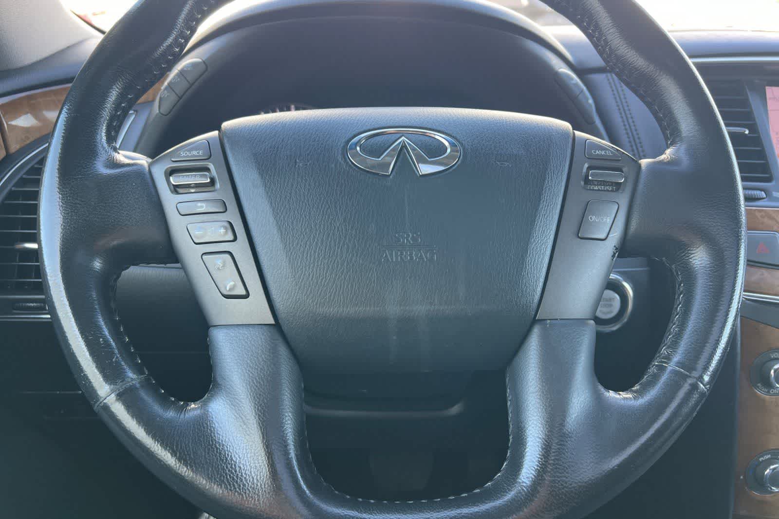 Thumbnail: 2012 INFINITI QX56 - 32