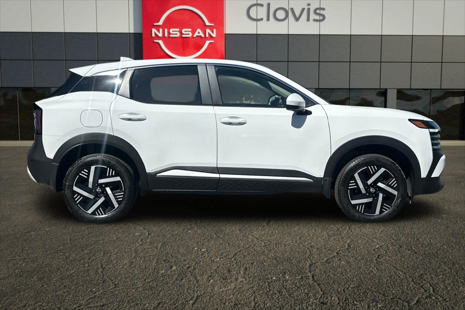 Thumbnail: 2025 Nissan Kicks - 9