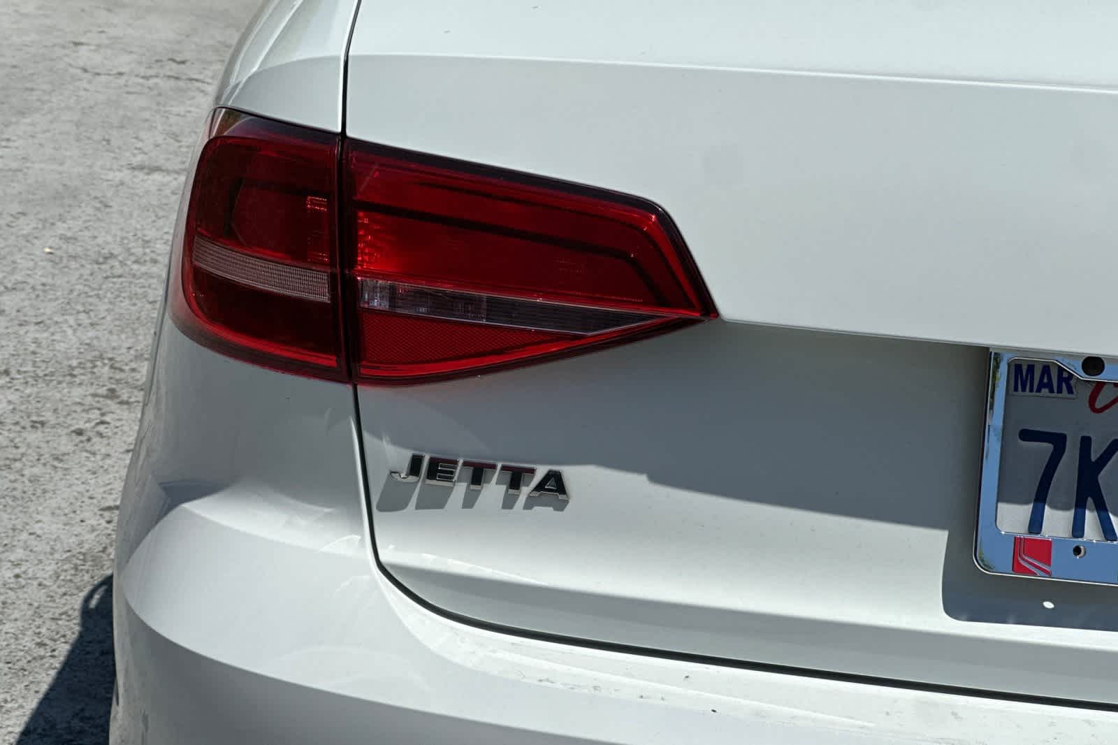 Thumbnail: 2015 Volkswagen Jetta - 13