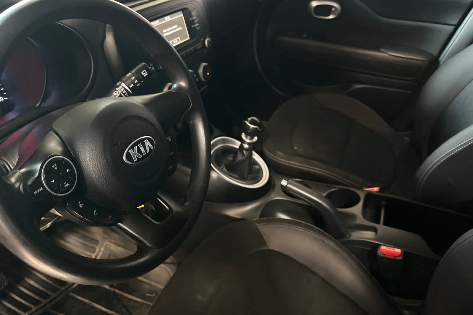 Thumbnail: 2017 Kia Soul - 13