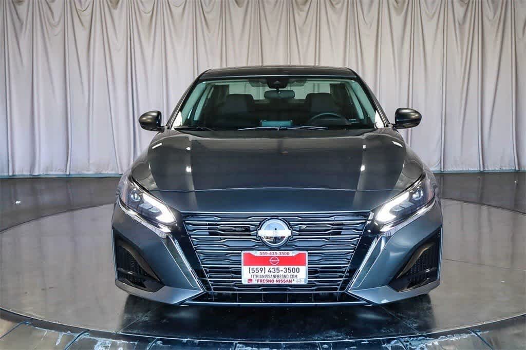 Thumbnail: 2025 Nissan Altima - 7