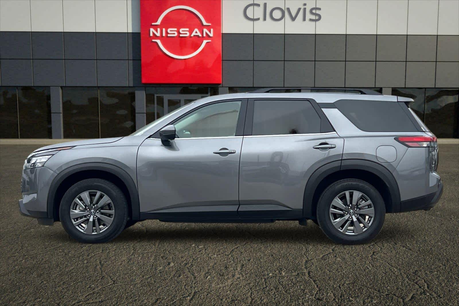 Thumbnail: 2024 Nissan Pathfinder - 6