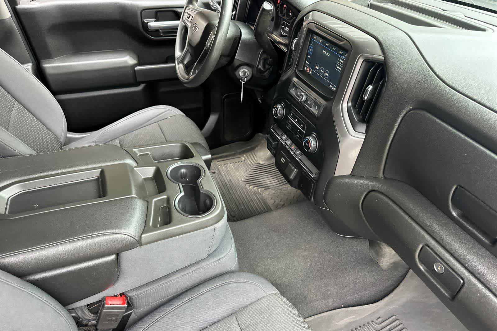 Thumbnail: 2019 Chevrolet Silverado 1500 - 17