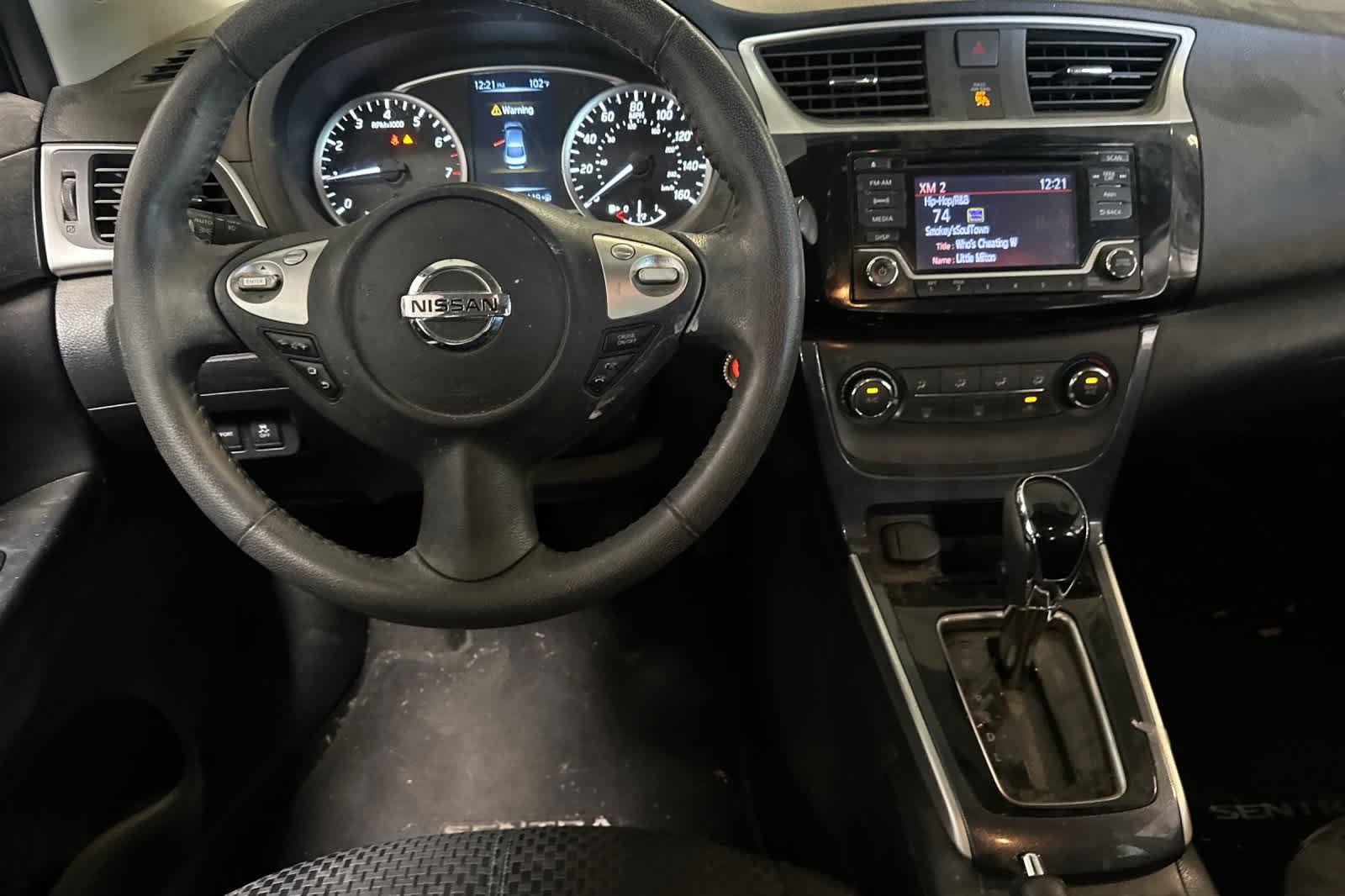 Thumbnail: 2016 Nissan Sentra - 17