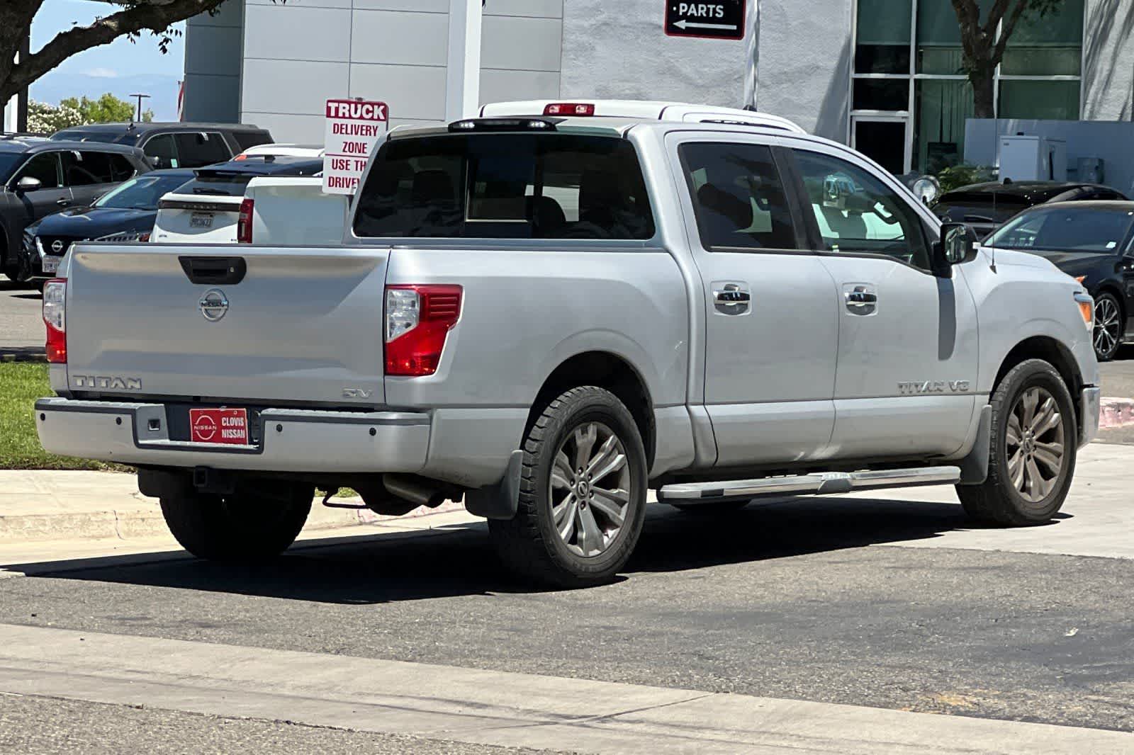 Thumbnail: 2018 Nissan Titan - 3