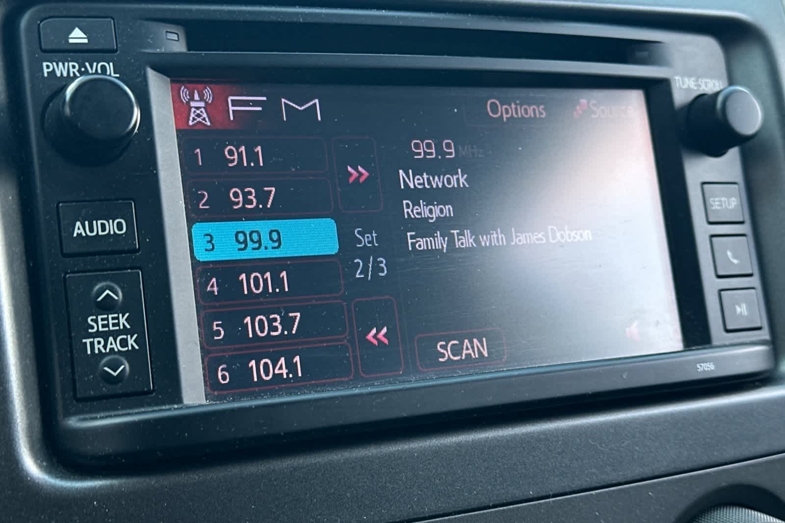 Thumbnail: 2013 Toyota Corolla - 18