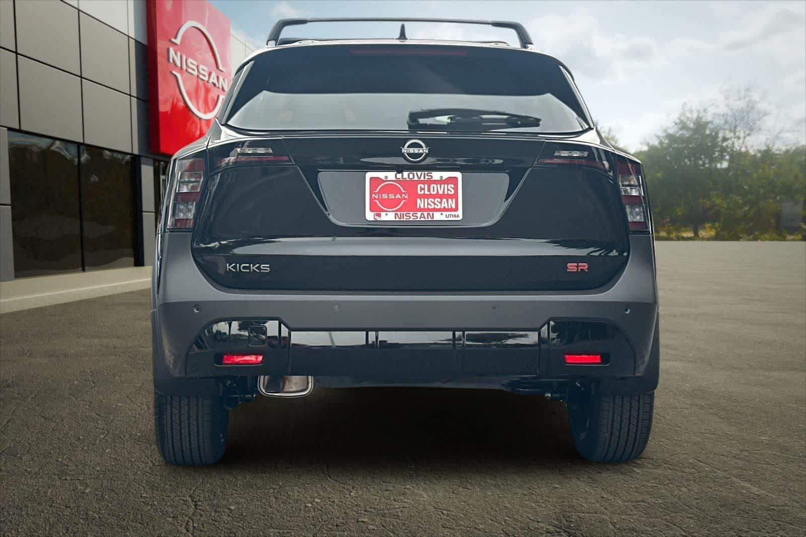 Thumbnail: 2026 Nissan Kicks - 8