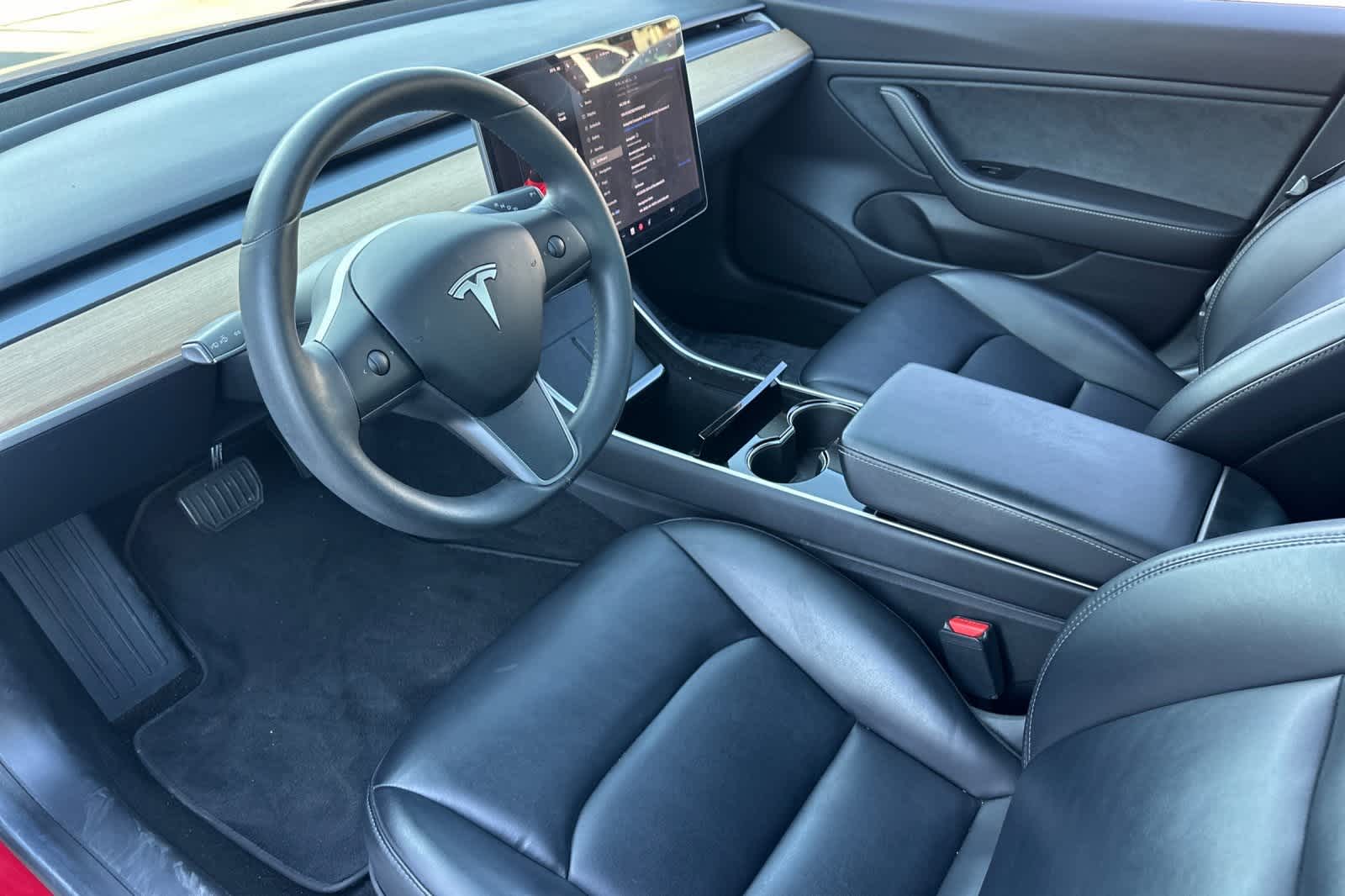 Thumbnail: 2019 Tesla Model 3 - 14