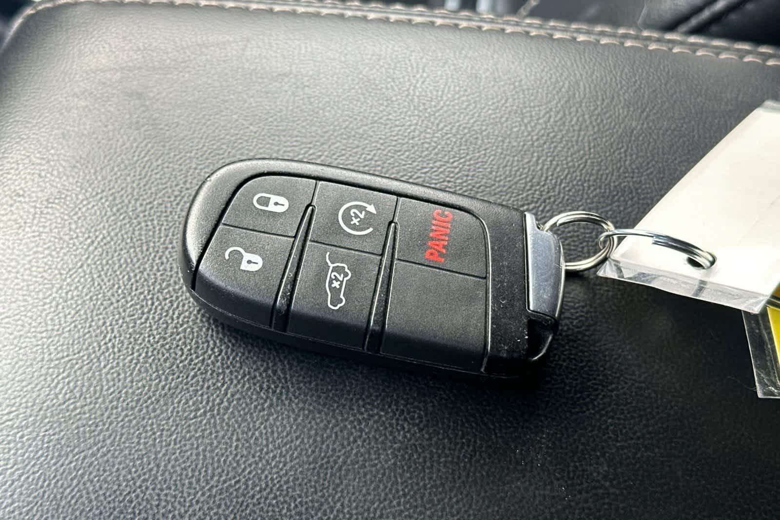 Thumbnail: 2015 Jeep Grand Cherokee - 26