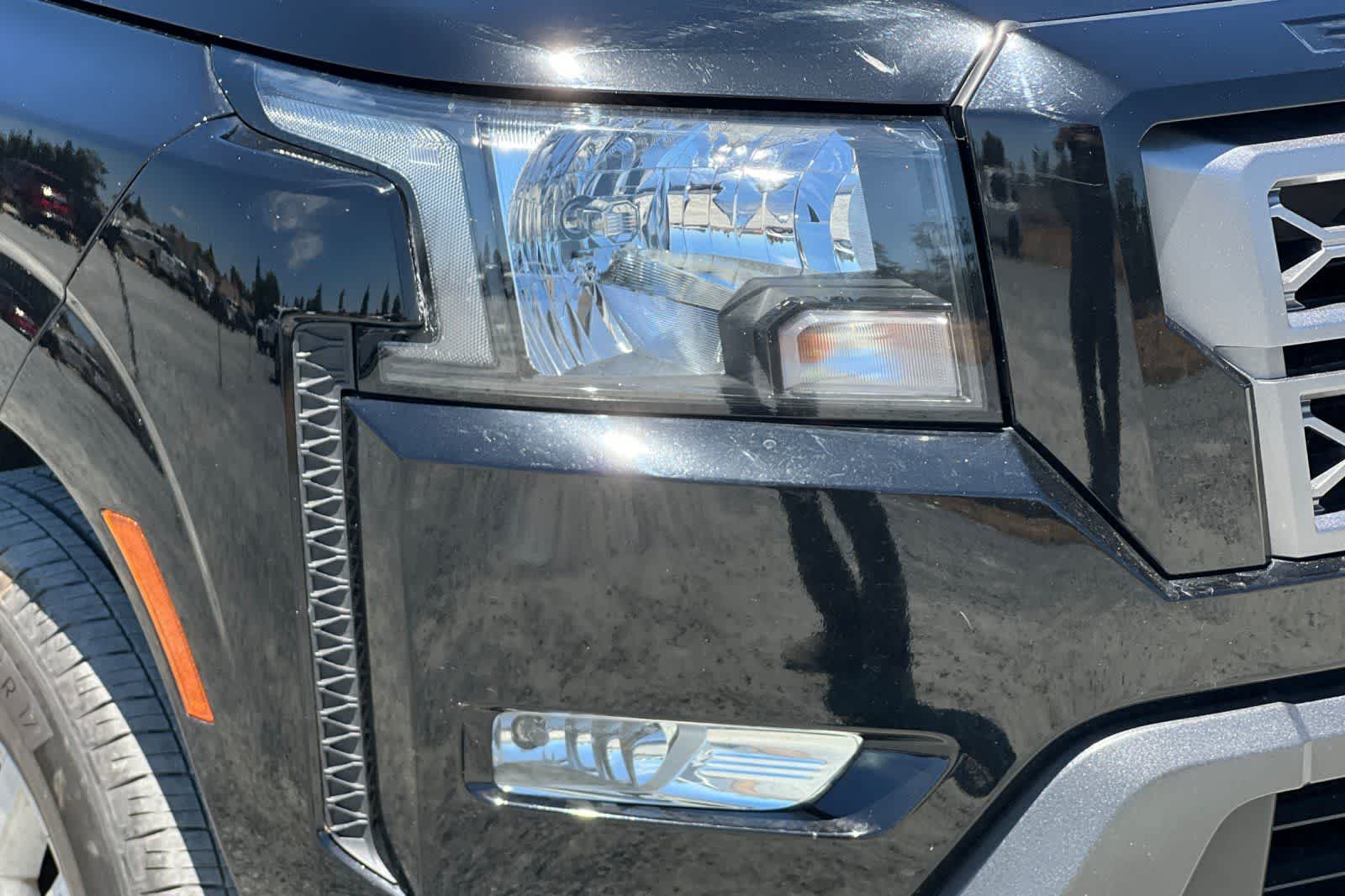 Thumbnail: 2024 Nissan Frontier - 32