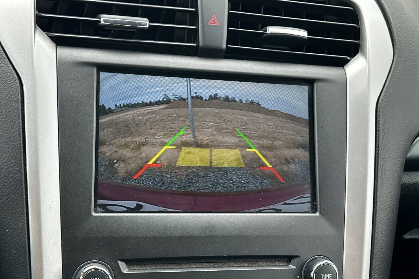 Thumbnail: 2016 Ford Fusion - 20