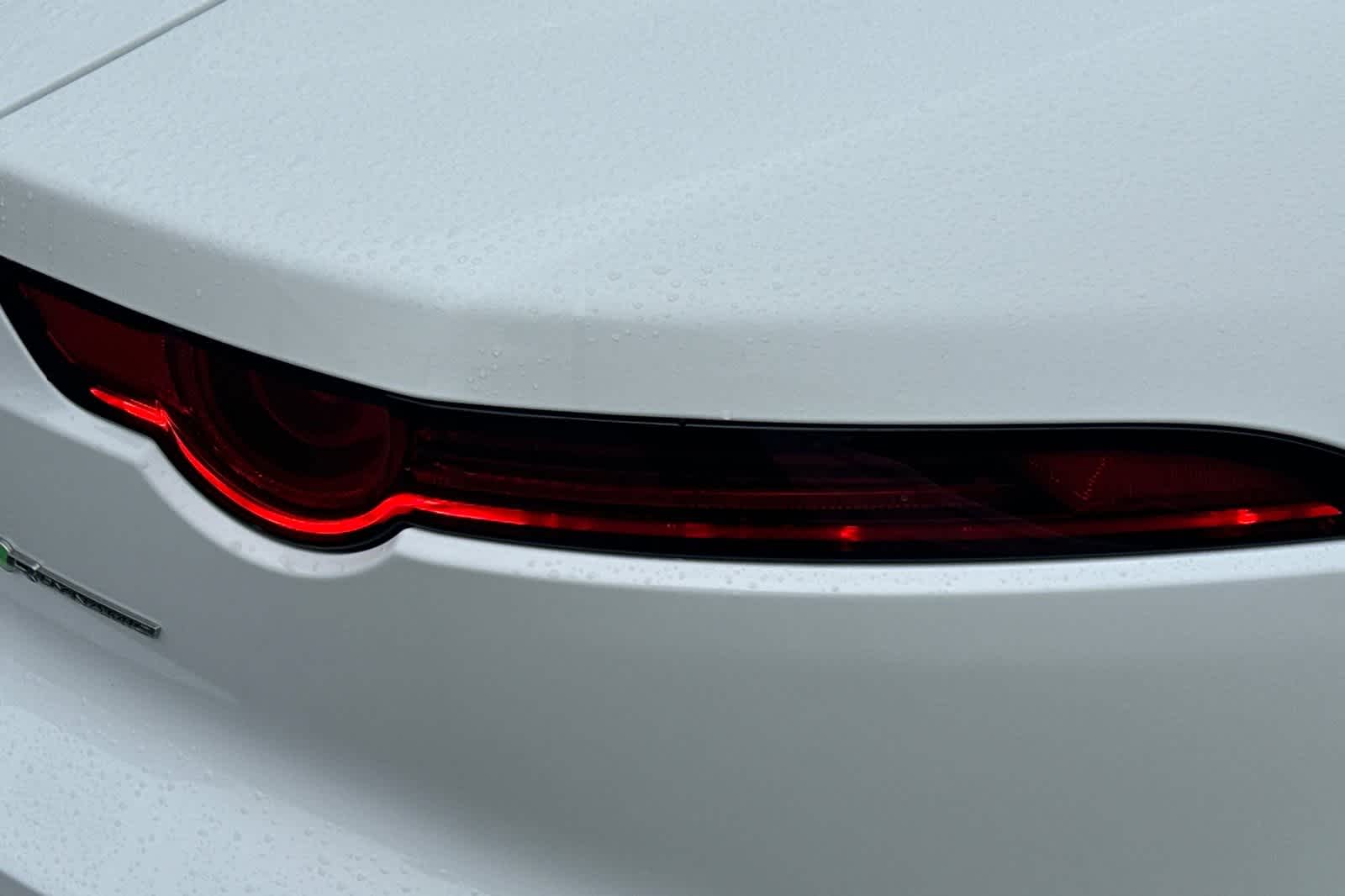 Thumbnail: 2018 Jaguar F-Type - 15