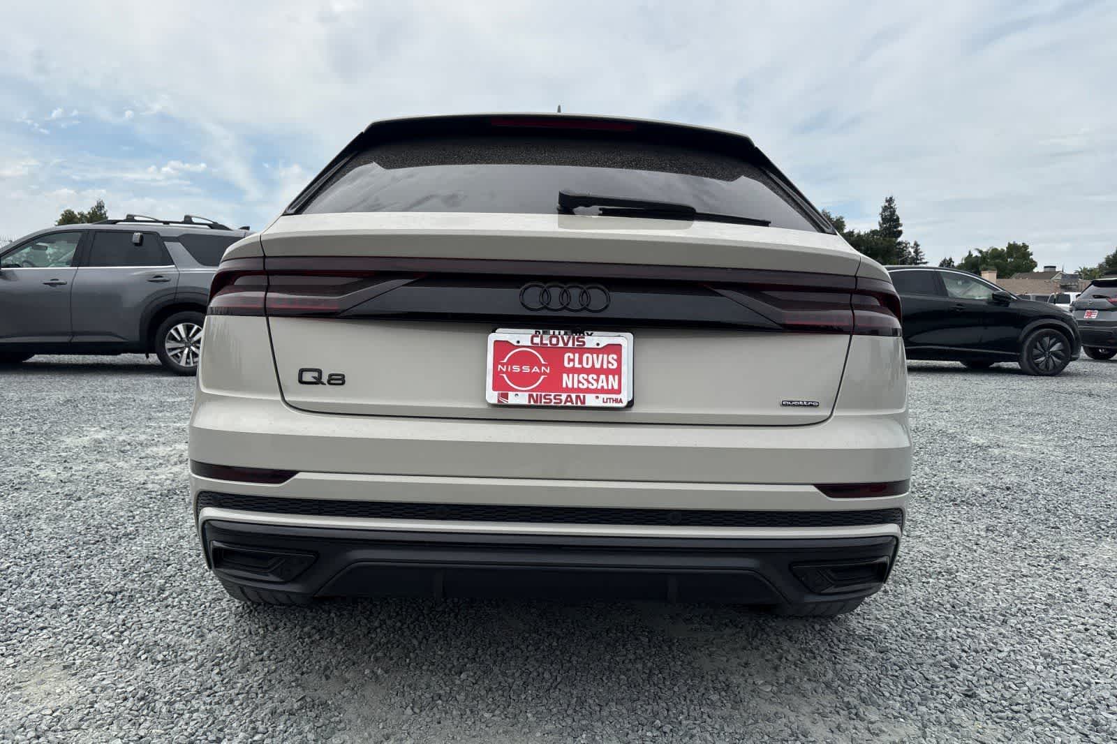 Thumbnail: 2023 Audi Q8 - 8
