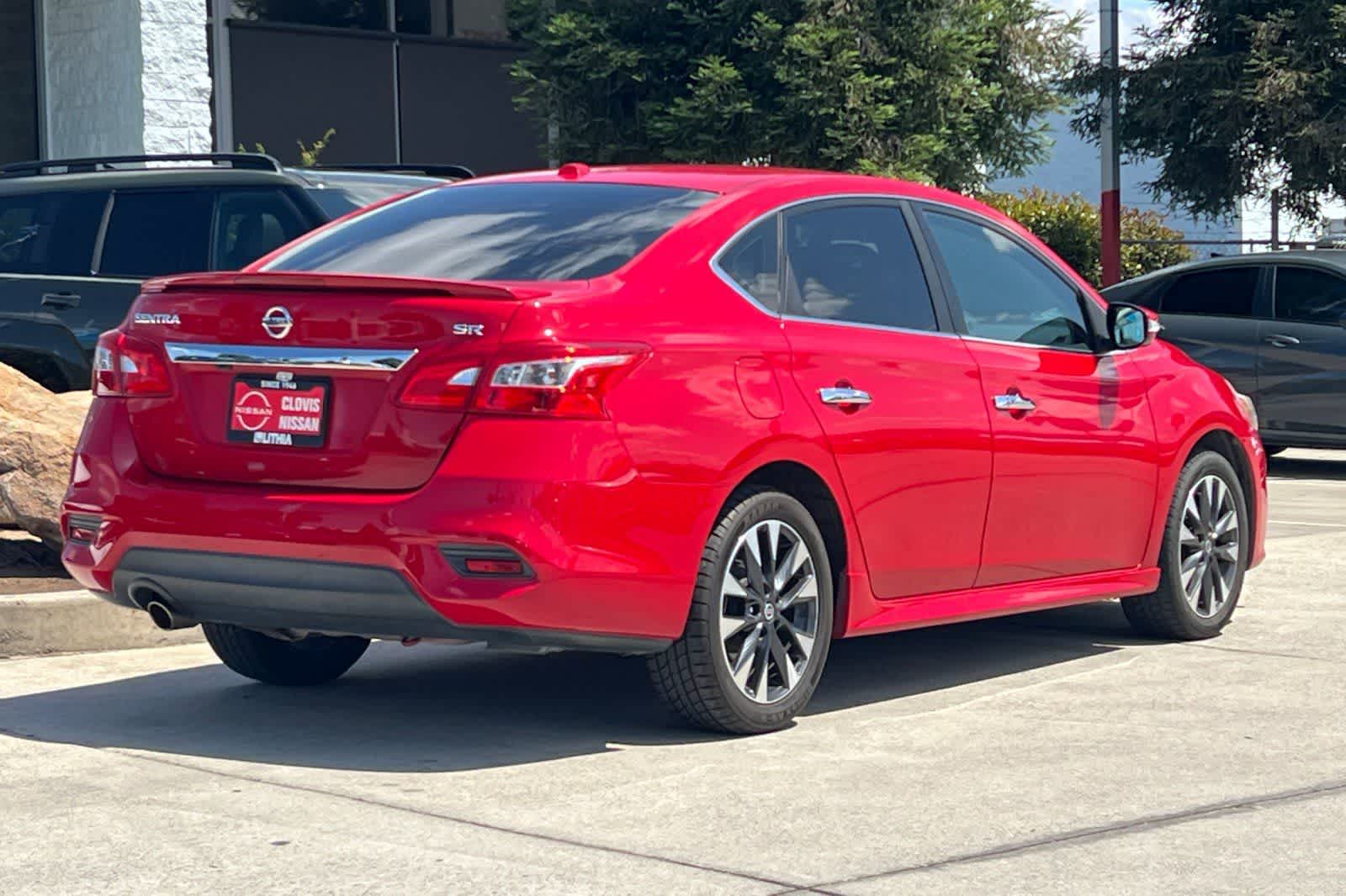 Thumbnail: 2016 Nissan Sentra - 3